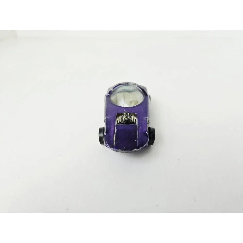 Vintage Hotwheels 1967 Silhouette redline car purple